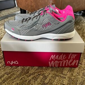 Ryka Dash 3 Grey/pink Walking Sneakers ❤️ New!